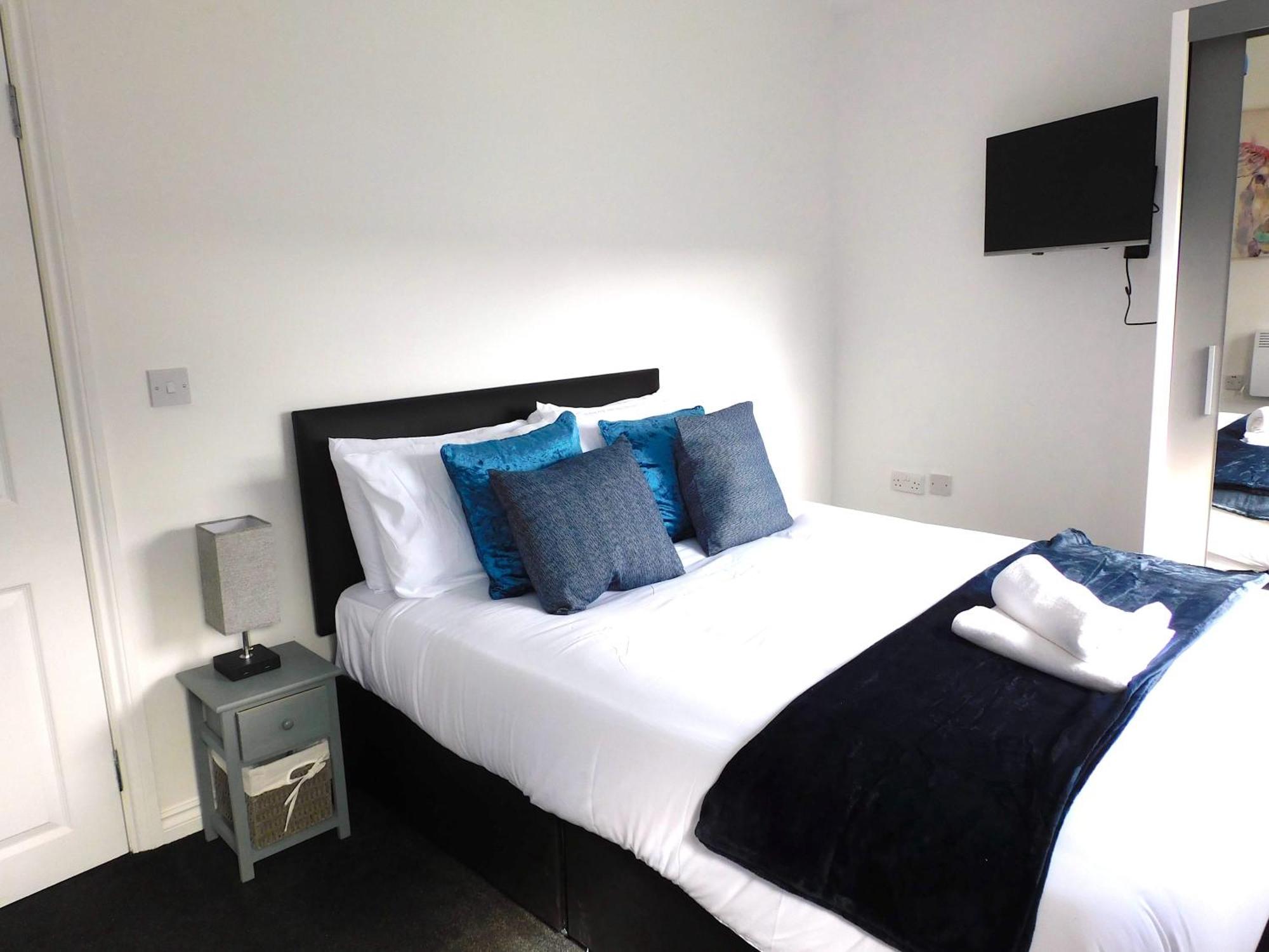 Newly Refurbished 1 Bed Apt In Hamilton Close To Station And Local Amenities Bagian luar foto