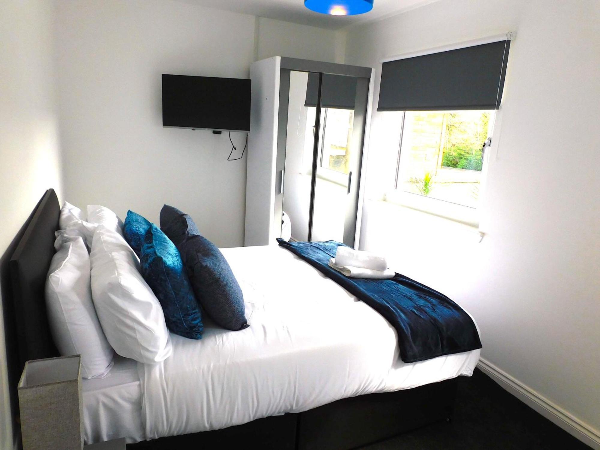 Newly Refurbished 1 Bed Apt In Hamilton Close To Station And Local Amenities Bagian luar foto